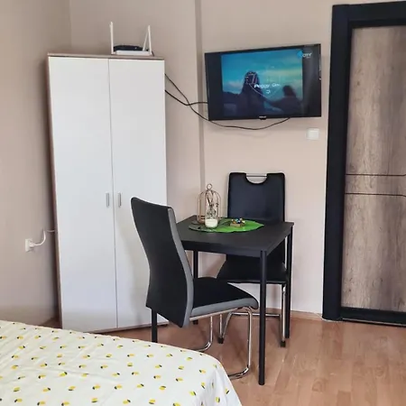 Green Room Apartament Warna